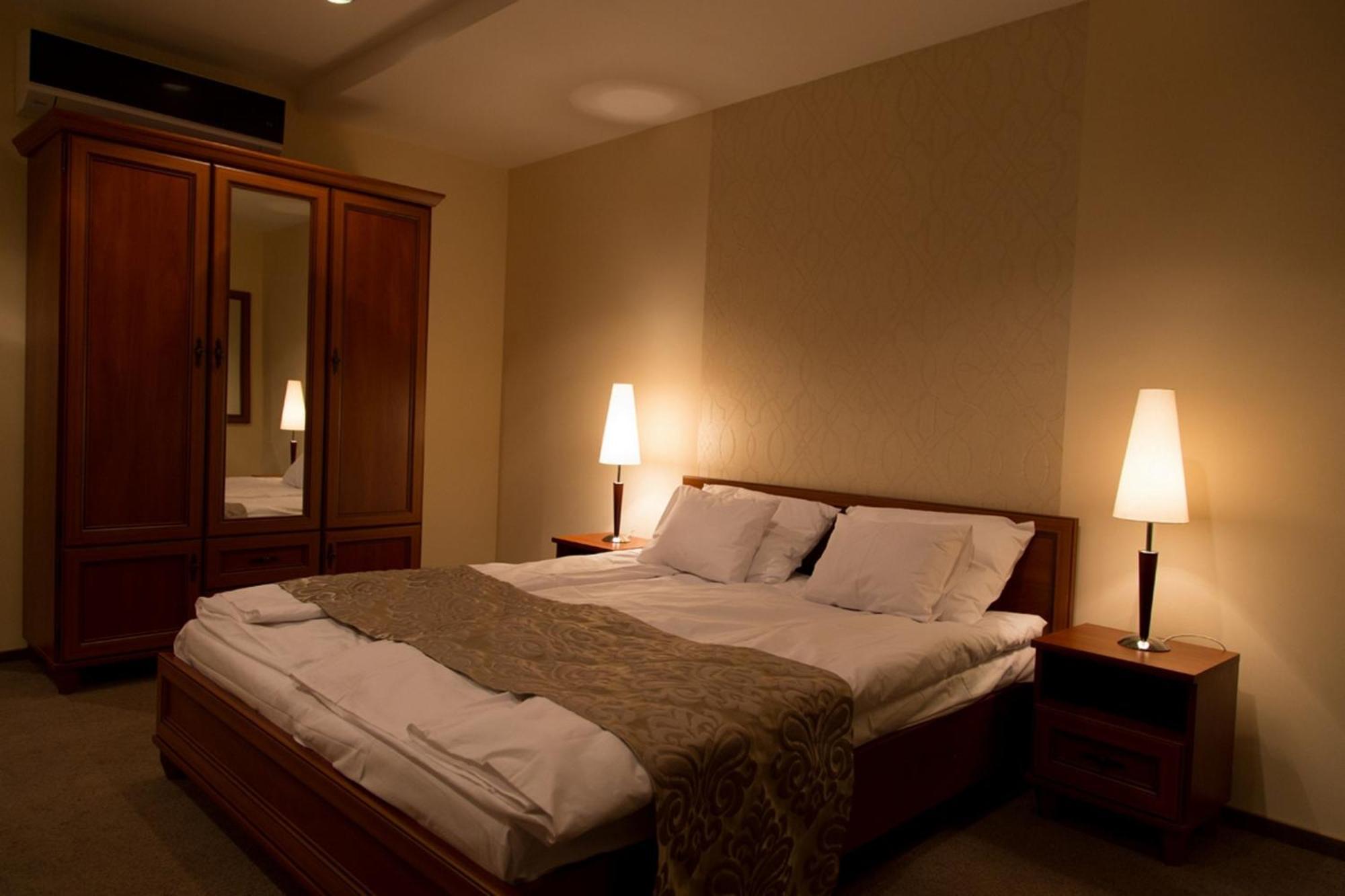 Hotel Brill Oroshaza Bilik gambar