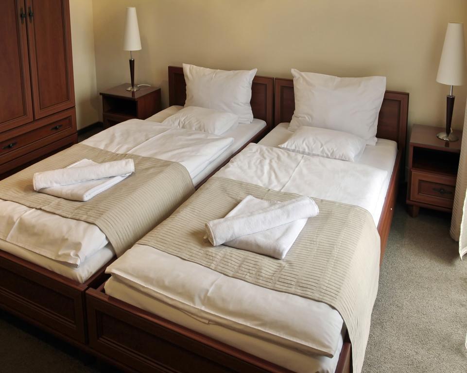 Hotel Brill Oroshaza Bilik gambar