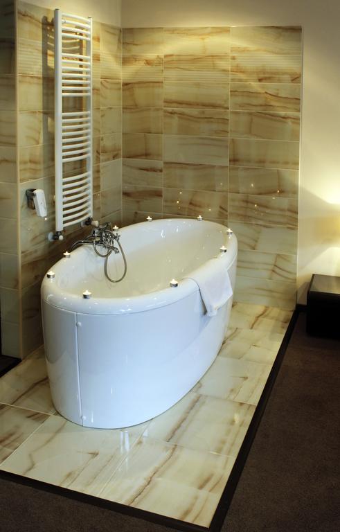 Hotel Brill Oroshaza Bilik gambar