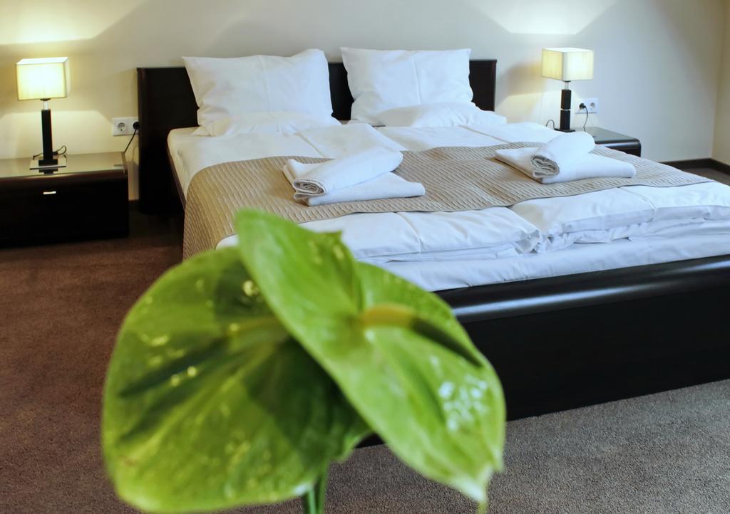 Hotel Brill Oroshaza Luaran gambar
