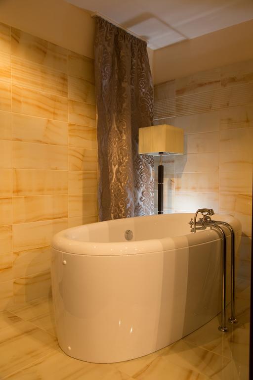 Hotel Brill Oroshaza Luaran gambar