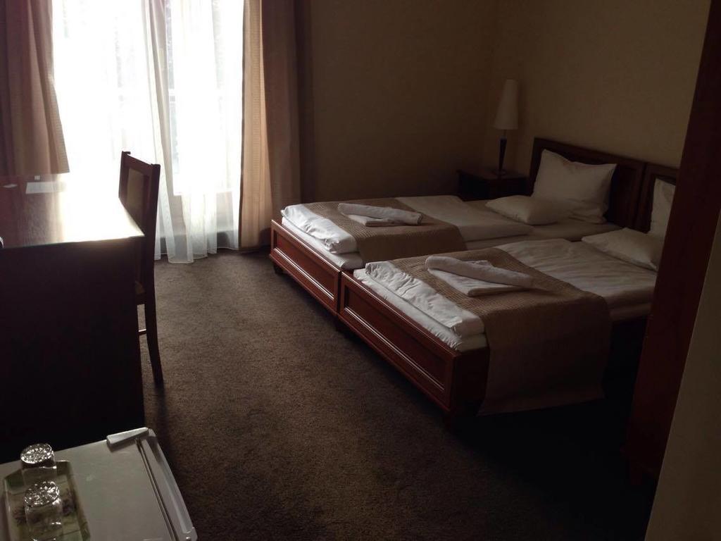 Hotel Brill Oroshaza Luaran gambar